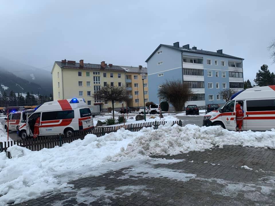 Einsatz Gasalarm in einem Mehrparteienhaus