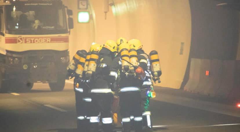 Einsatzübung Bosrucktunnel