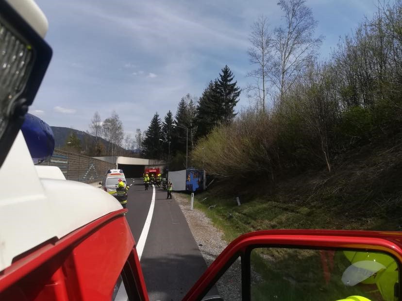 LKW Unfall auf der A9