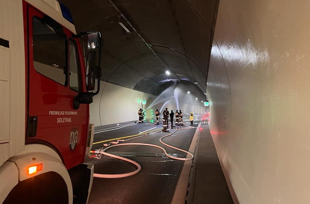 Übung im A9 Selzthal Tunnel